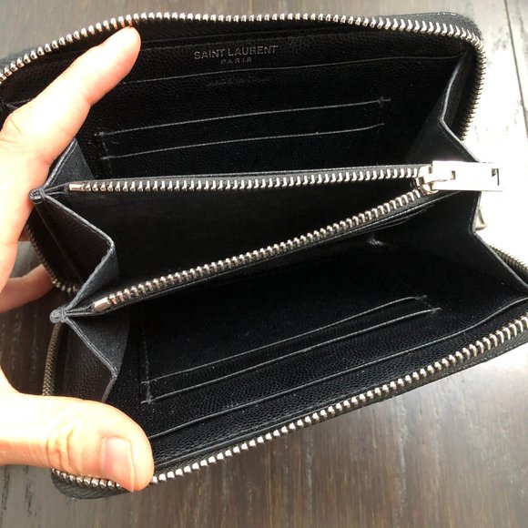 authentic SAINT LAURENT Black Wallet - Picture 6 of 7